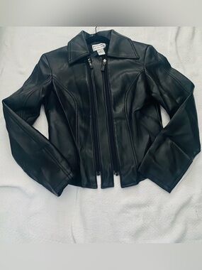Women’s Black Leather Double-Zip Fitted Jacket